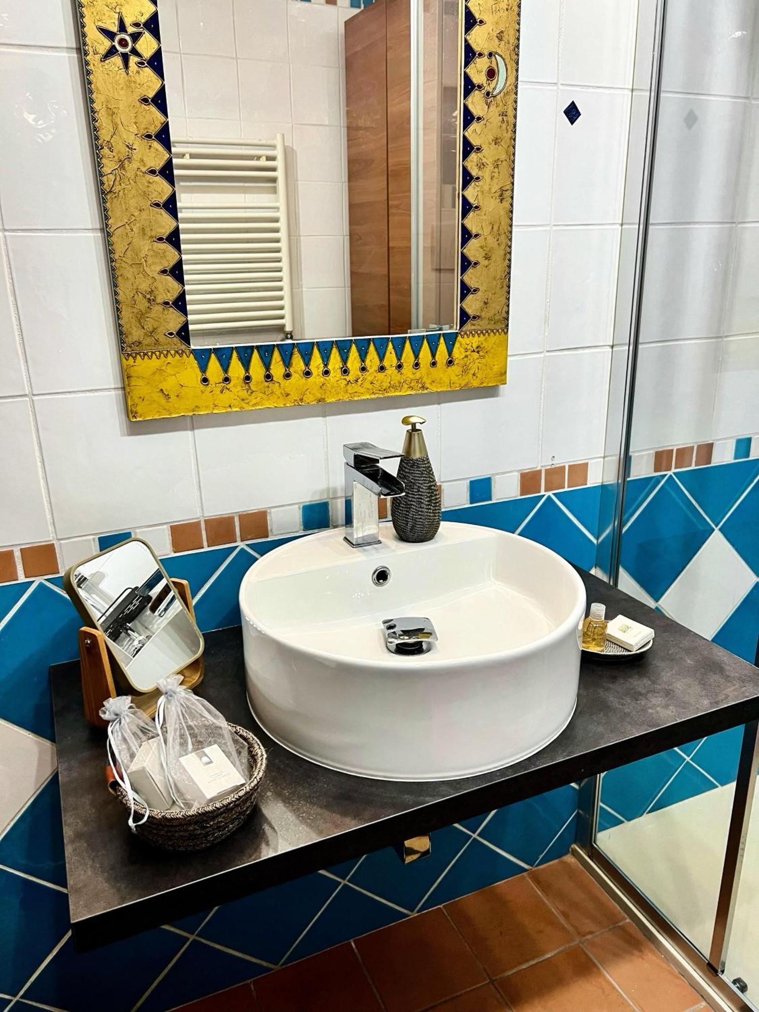 Al Mare 22 Otel Bari Dış mekan fotoğraf